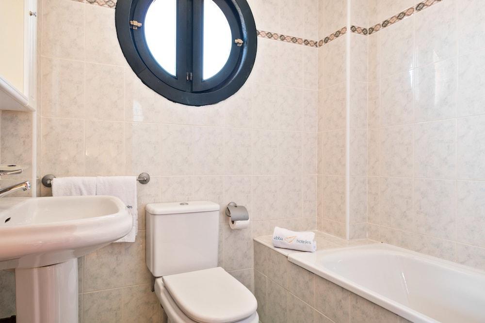 Abba Comillas Apartments Εξωτερικό φωτογραφία